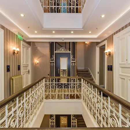 Alpek Hotel